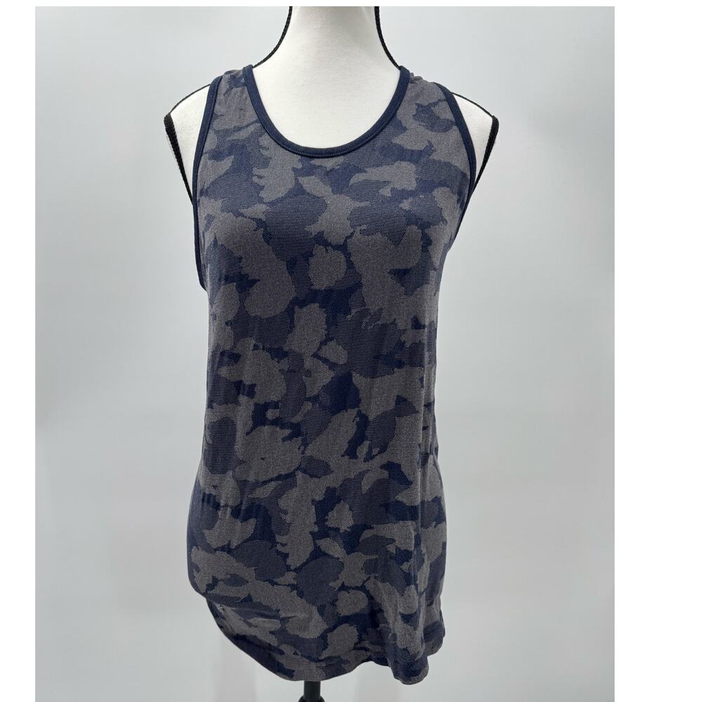 Athleta Women's Scoop Neck Athletic Racerback Camo Tank Top Size M Activewear‎